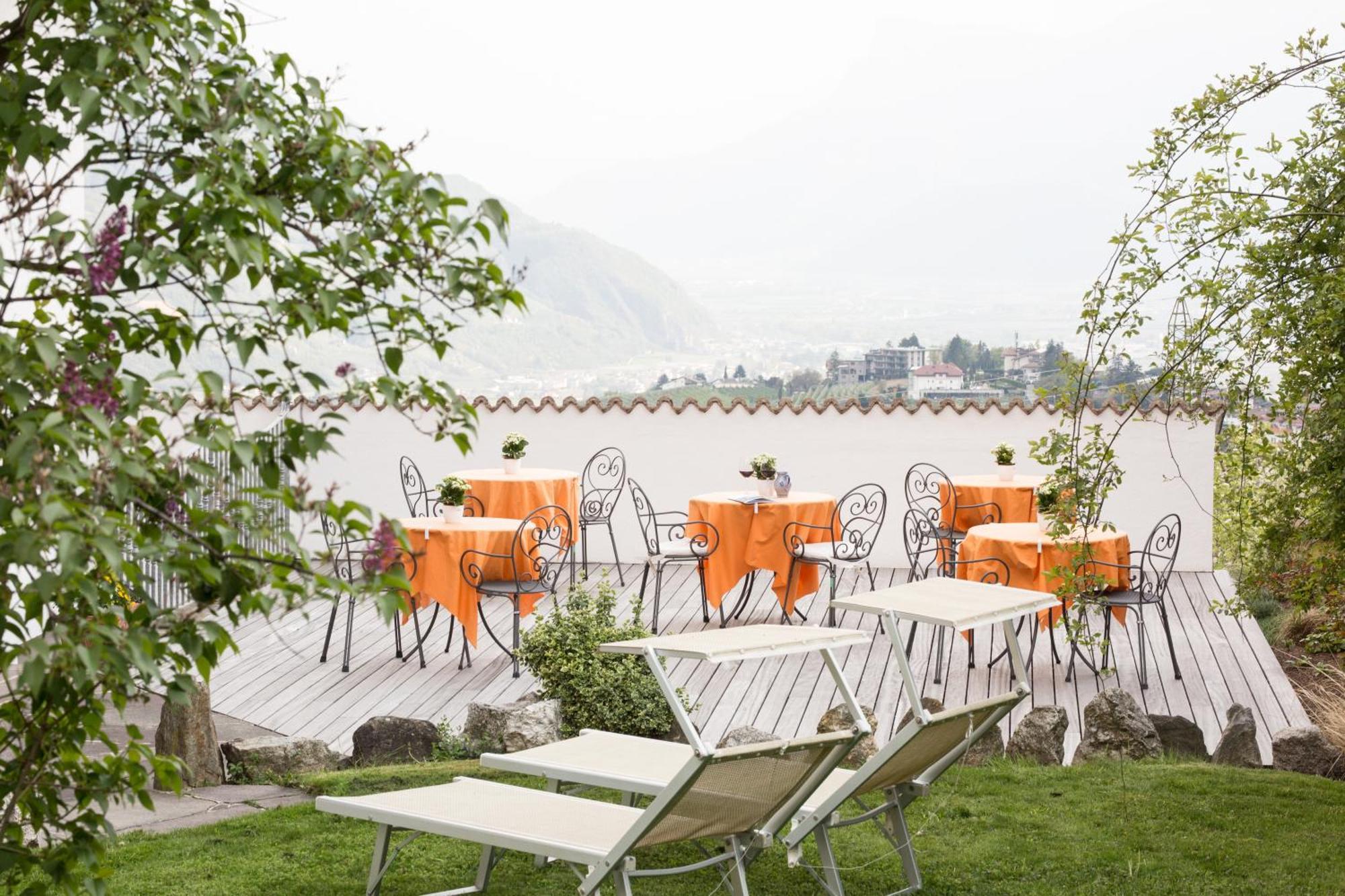 Linghof Bed & Breakfast Tirolo Exterior foto