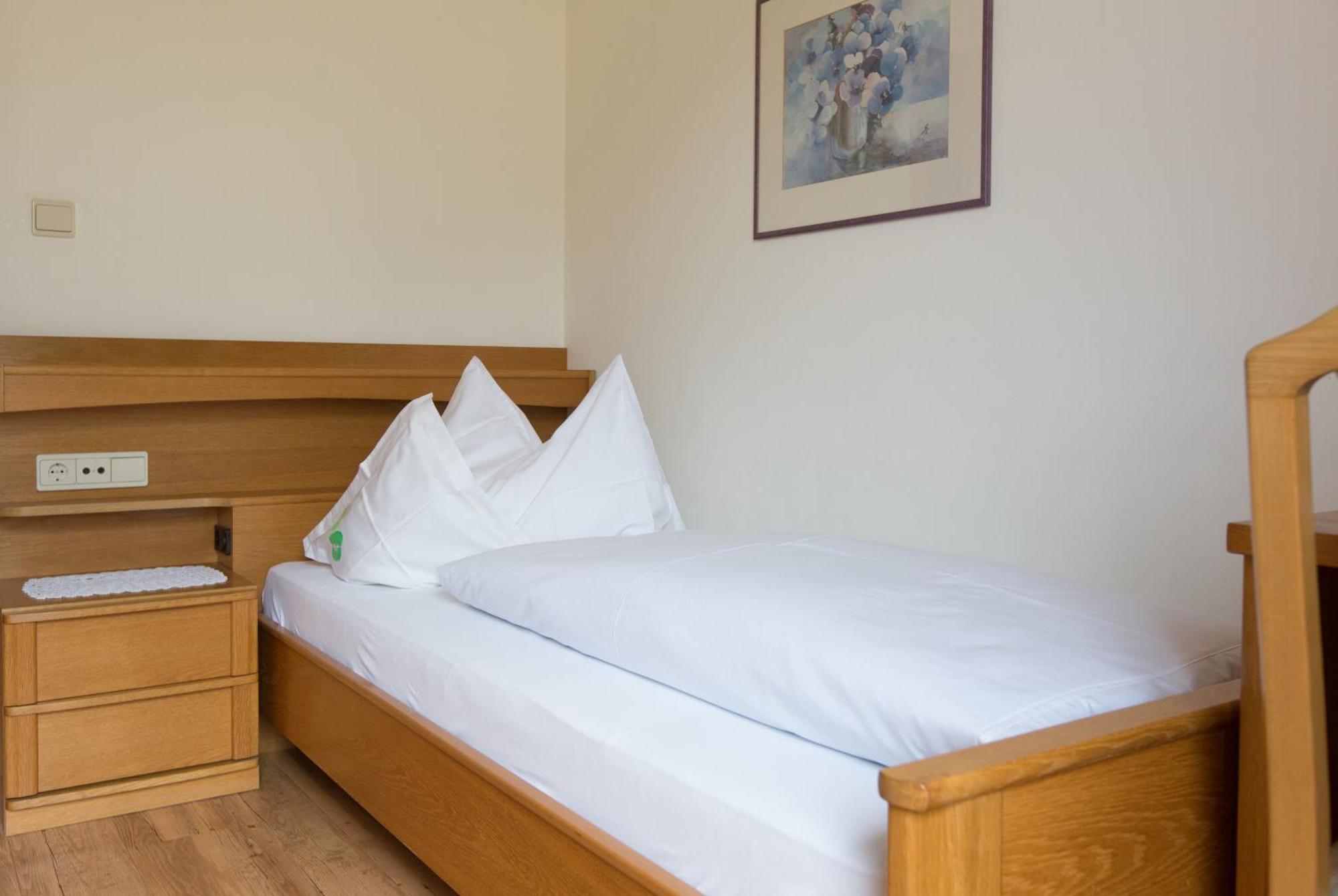 Linghof Bed & Breakfast Tirolo Exterior foto